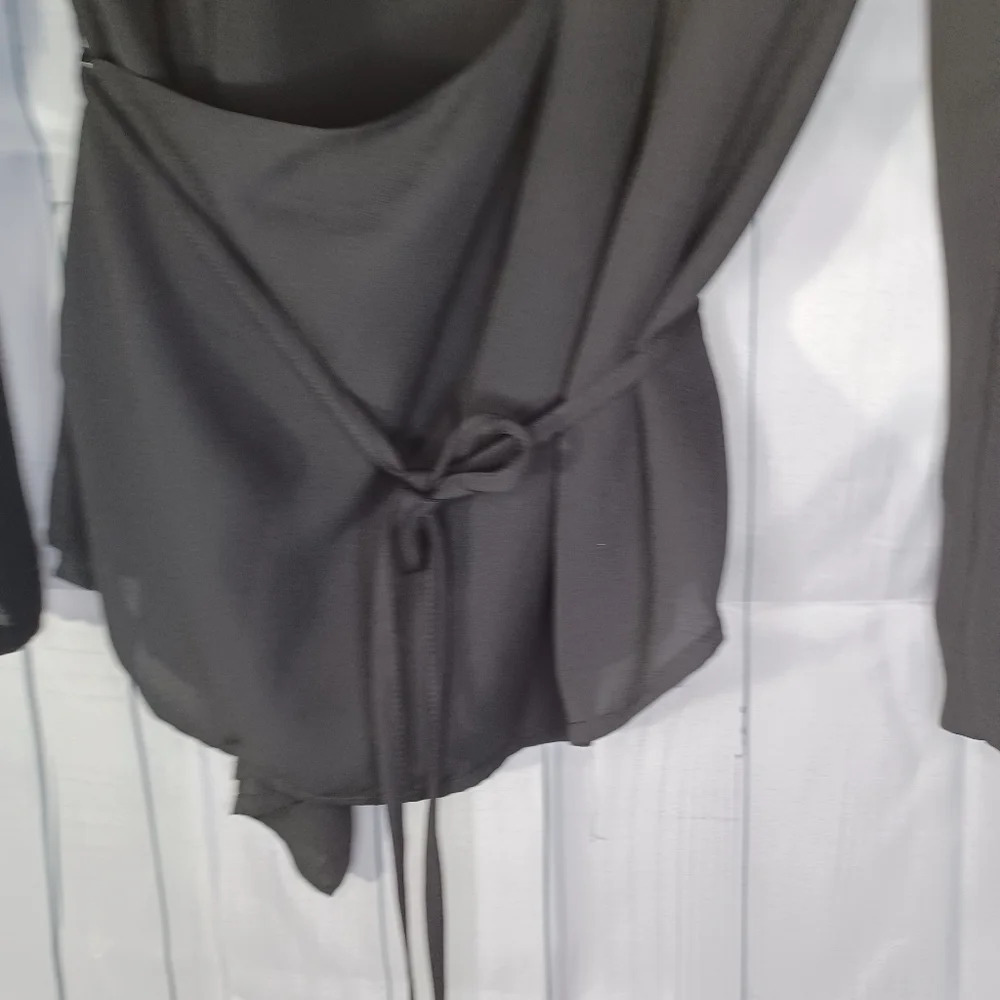 Forever 21 sheer wrap style long sleeve minimalist classic shirt size S - Picture 2 of 8